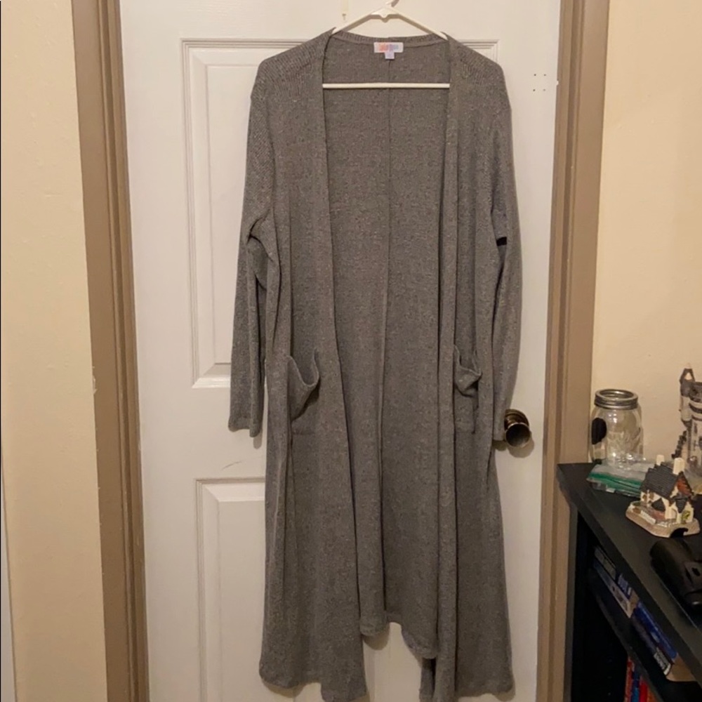 LuLaRoe light gray Sarah Cardigan